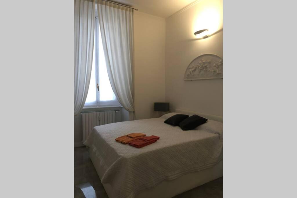 Casa Alberto da Giussano, elegante bilocale in centro con balcone sul parco Milano Esterno foto