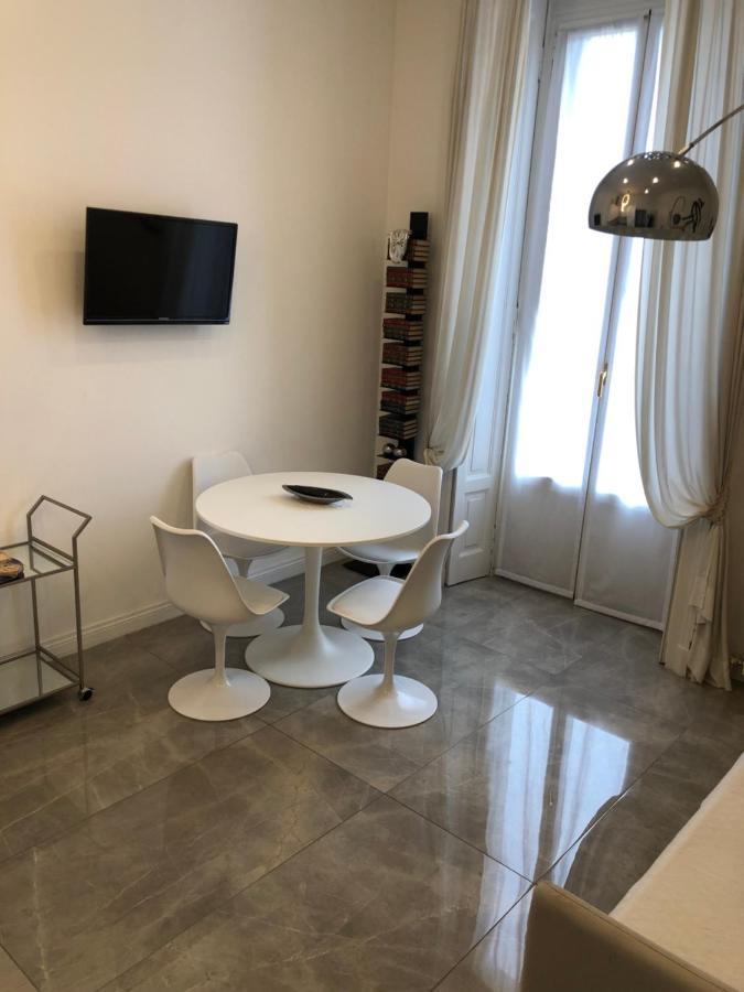 Casa Alberto da Giussano, elegante bilocale in centro con balcone sul parco Milano Esterno foto